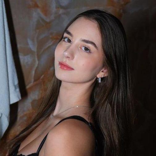 Khloe Douglas